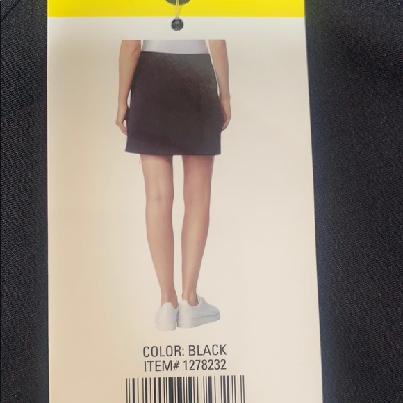 New! 32 degrees Black Skort 2 pockets - Picture 3 of 7